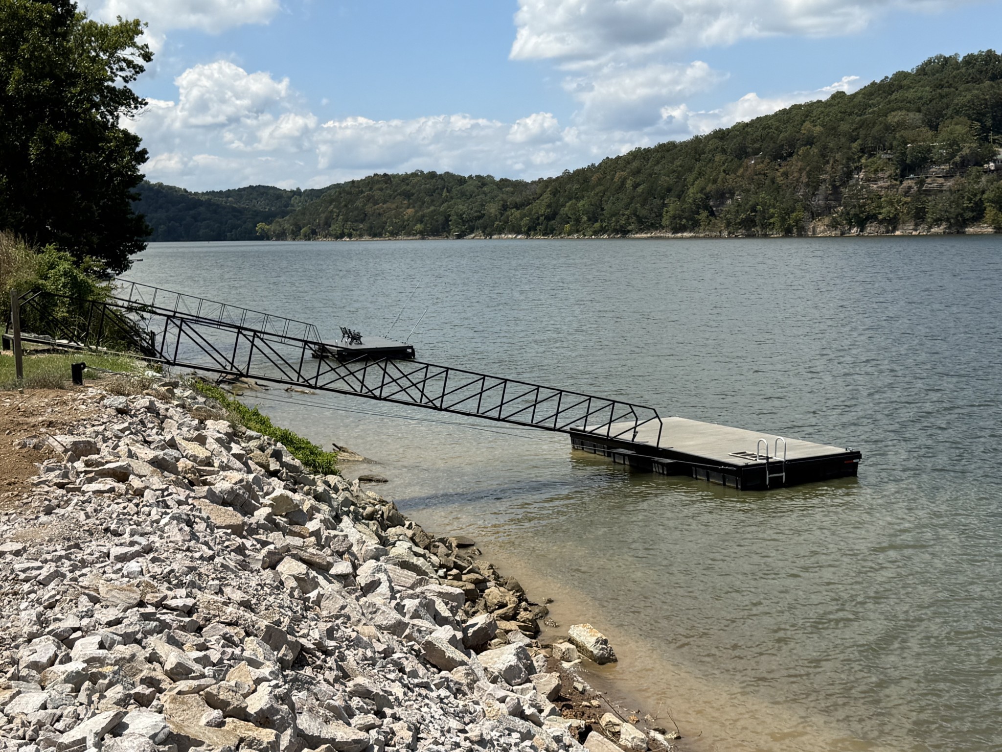 705 River Front Drive Clifton TN 38425