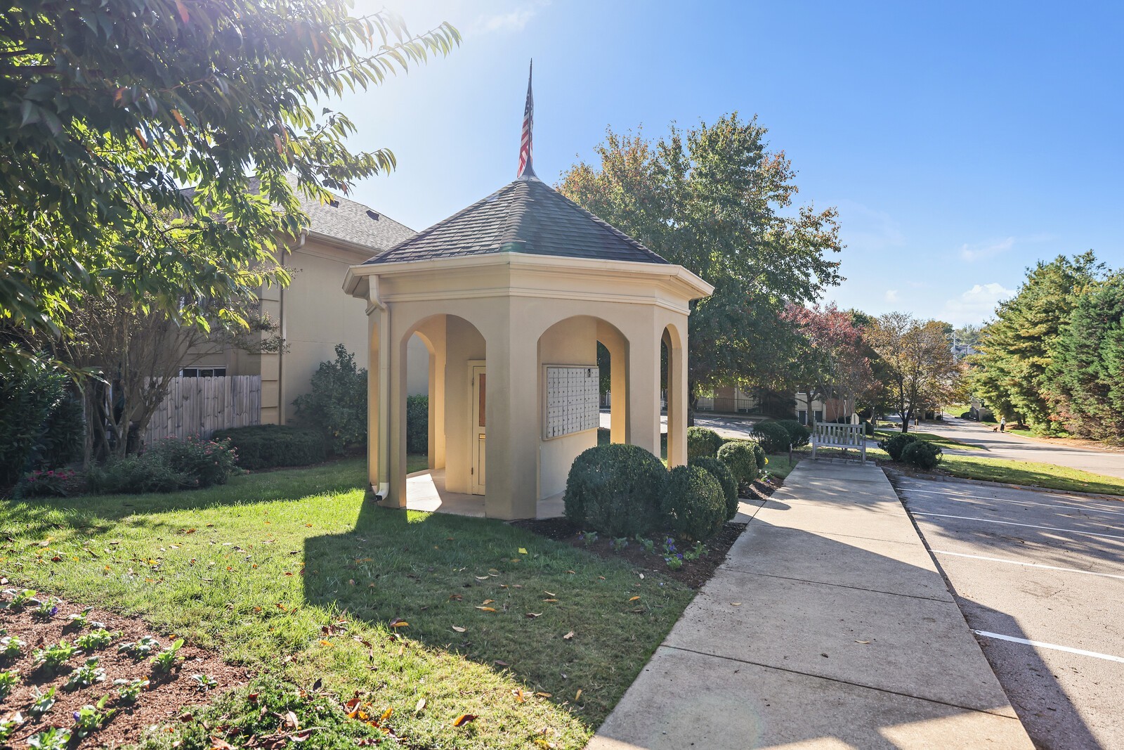 4487 Post Place Nashville TN 37205