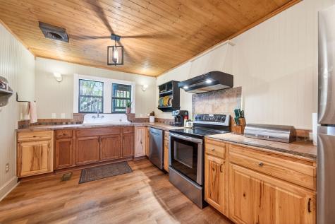 7400 Franks Ferry Road Walling TN 38587