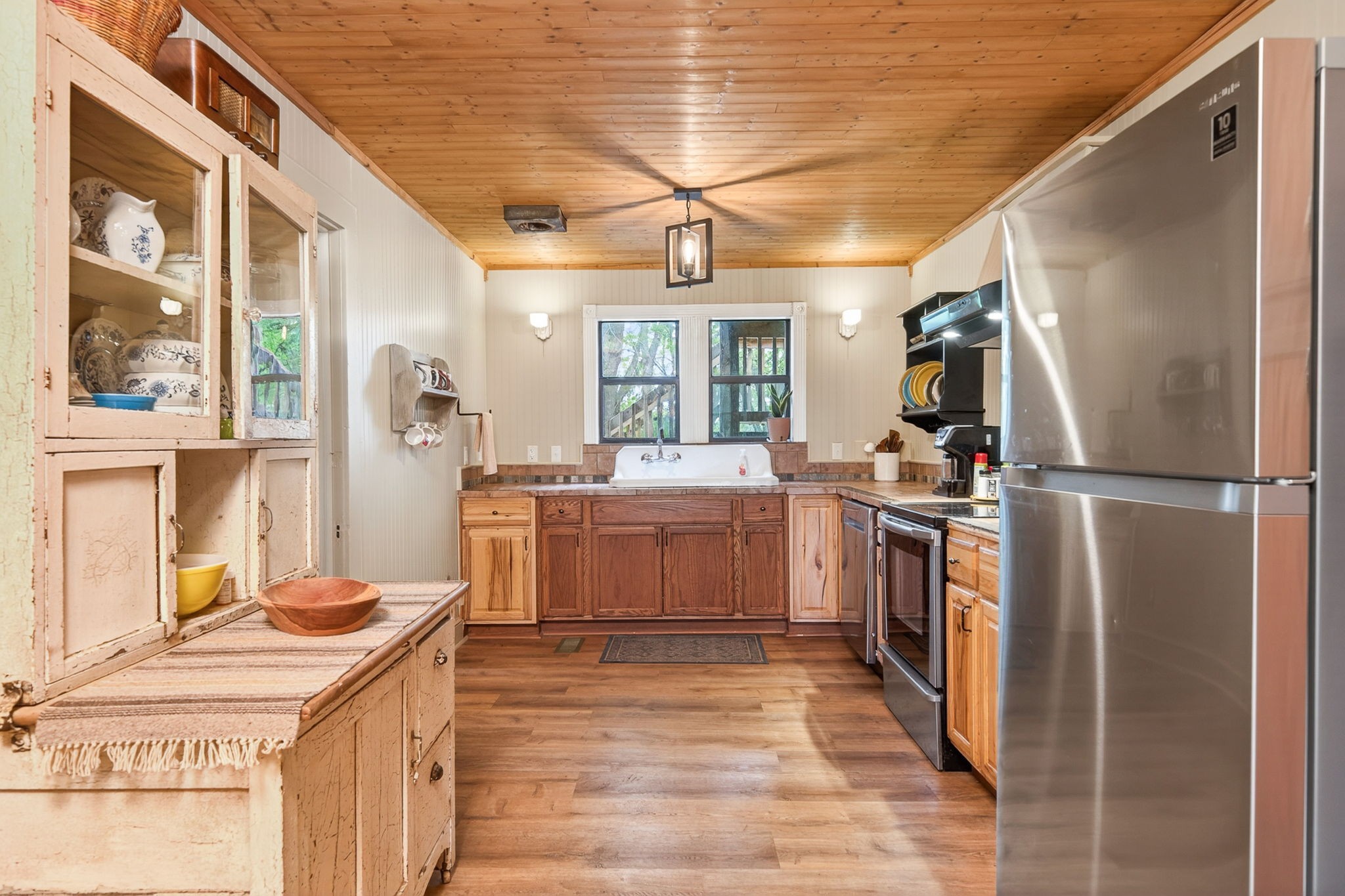 7400 Franks Ferry Road Walling TN 38587