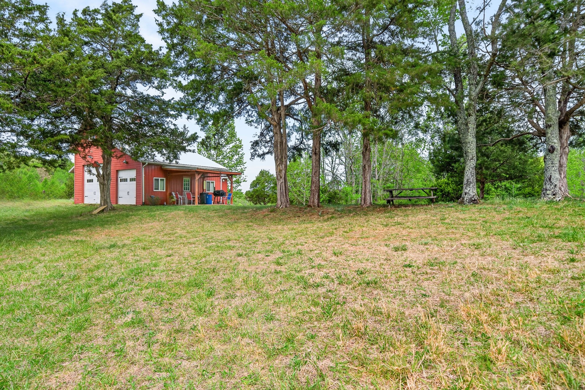 7400 Franks Ferry Road Walling TN 38587