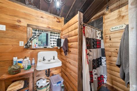 7400 Franks Ferry Road Walling TN 38587