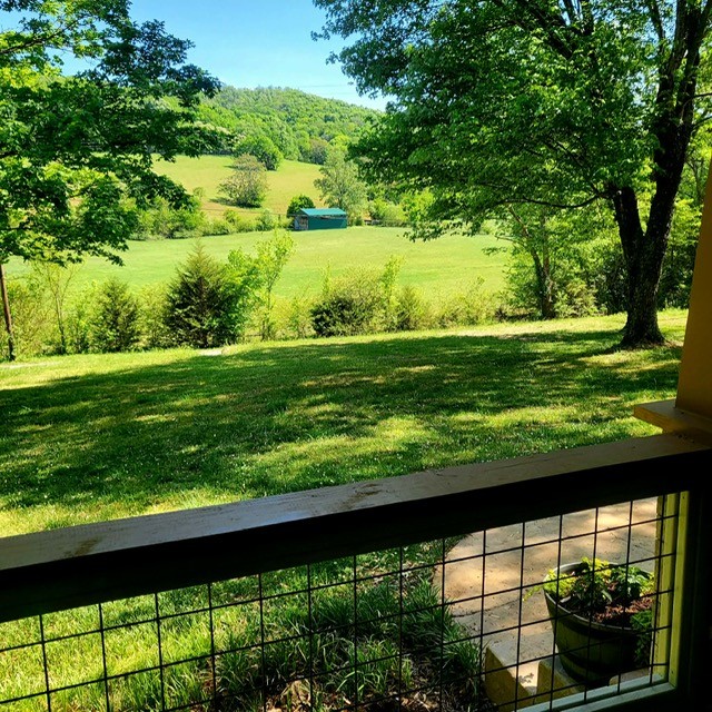 7400 Franks Ferry Road Walling TN 38587
