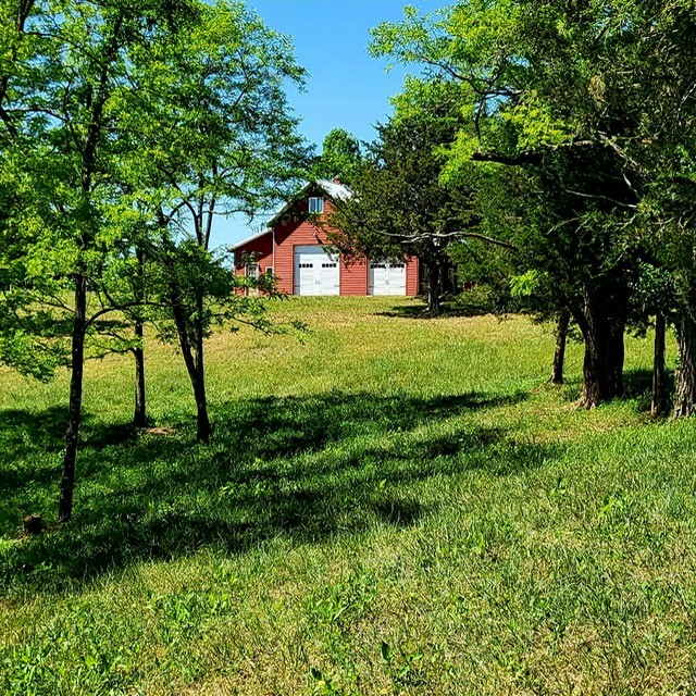 7400 Franks Ferry Road Walling TN 38587