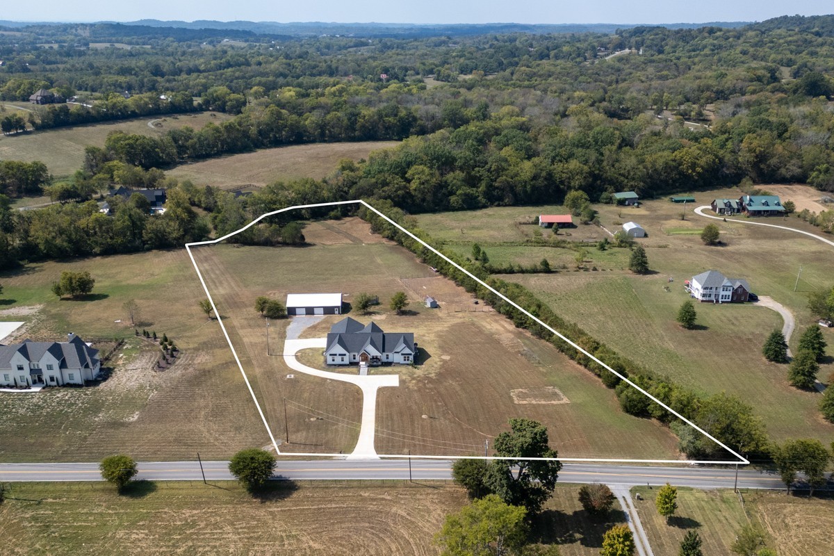1869 Highway 25 Gallatin TN 37066