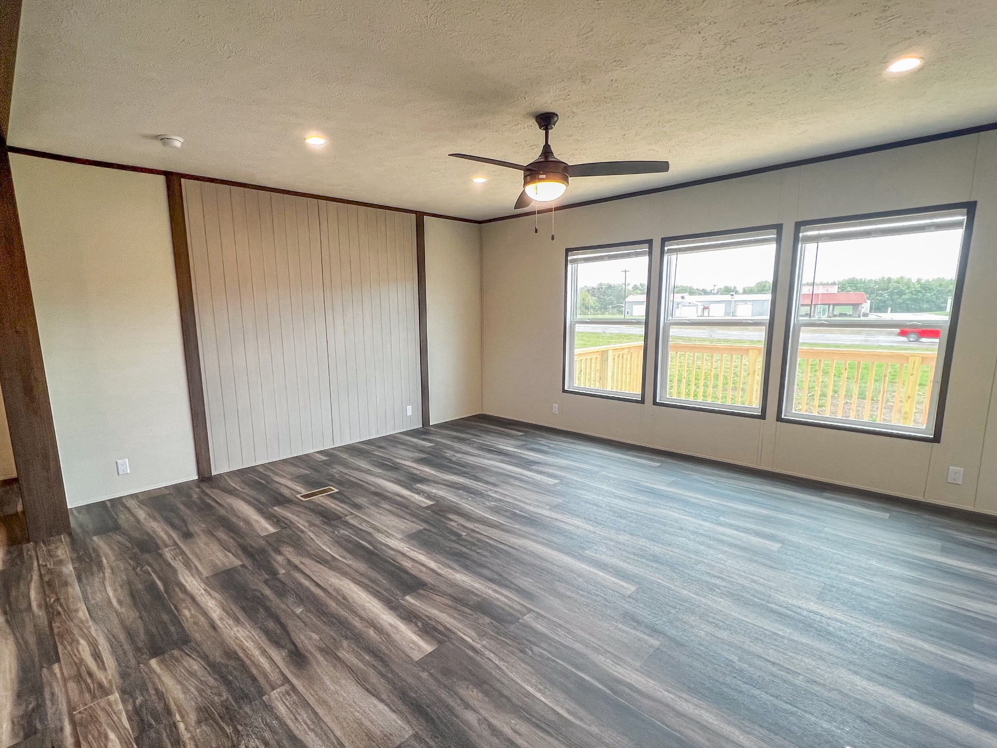 943 Hwy 64 West Lawrenceburg TN 38464