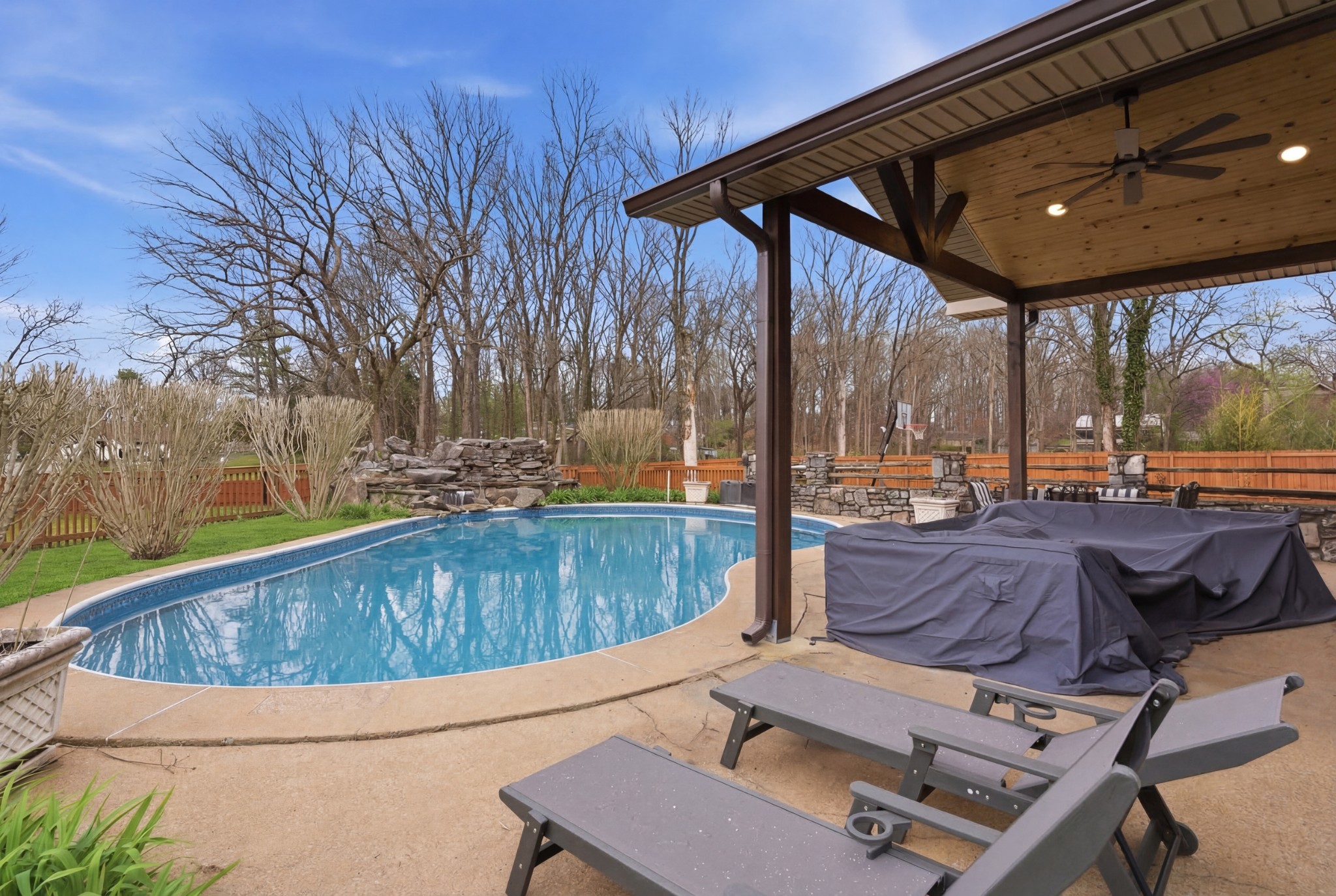 3016 Dell Drive Hermitage TN 37076