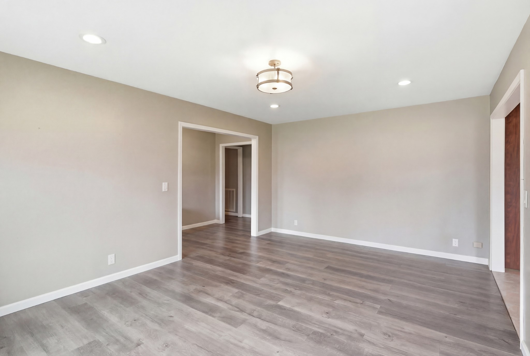 3016 Dell Drive Hermitage TN 37076