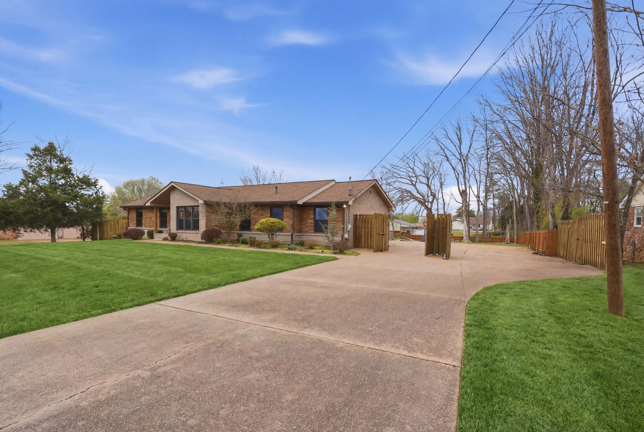 3016 Dell Drive Hermitage TN 37076