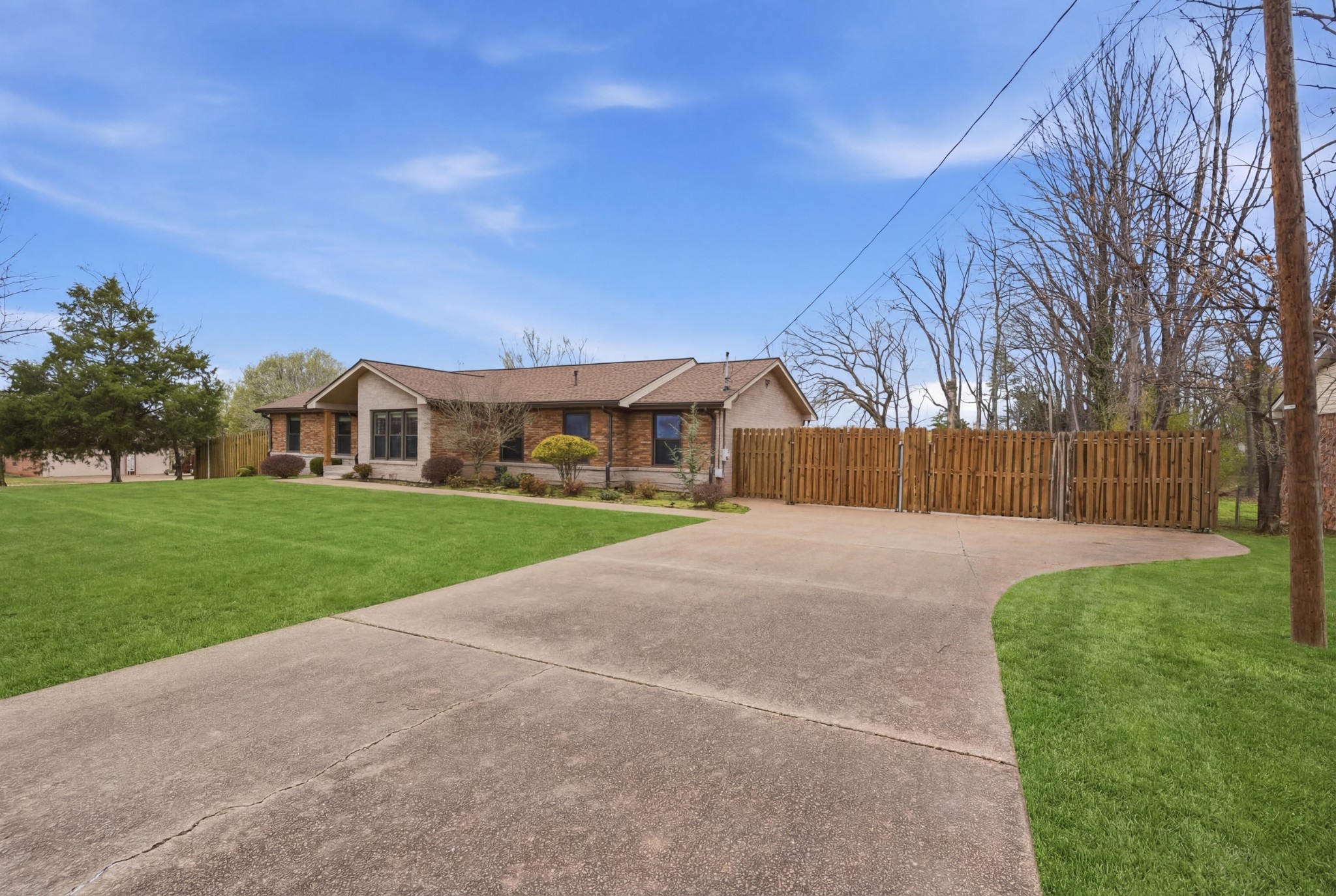 3016 Dell Drive Hermitage TN 37076