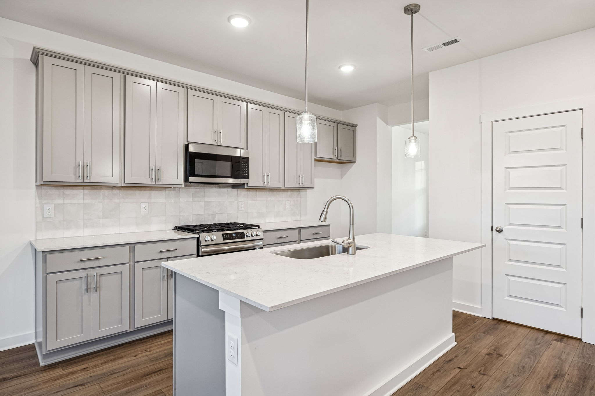 8008 Netterfield Drive White House TN 37188