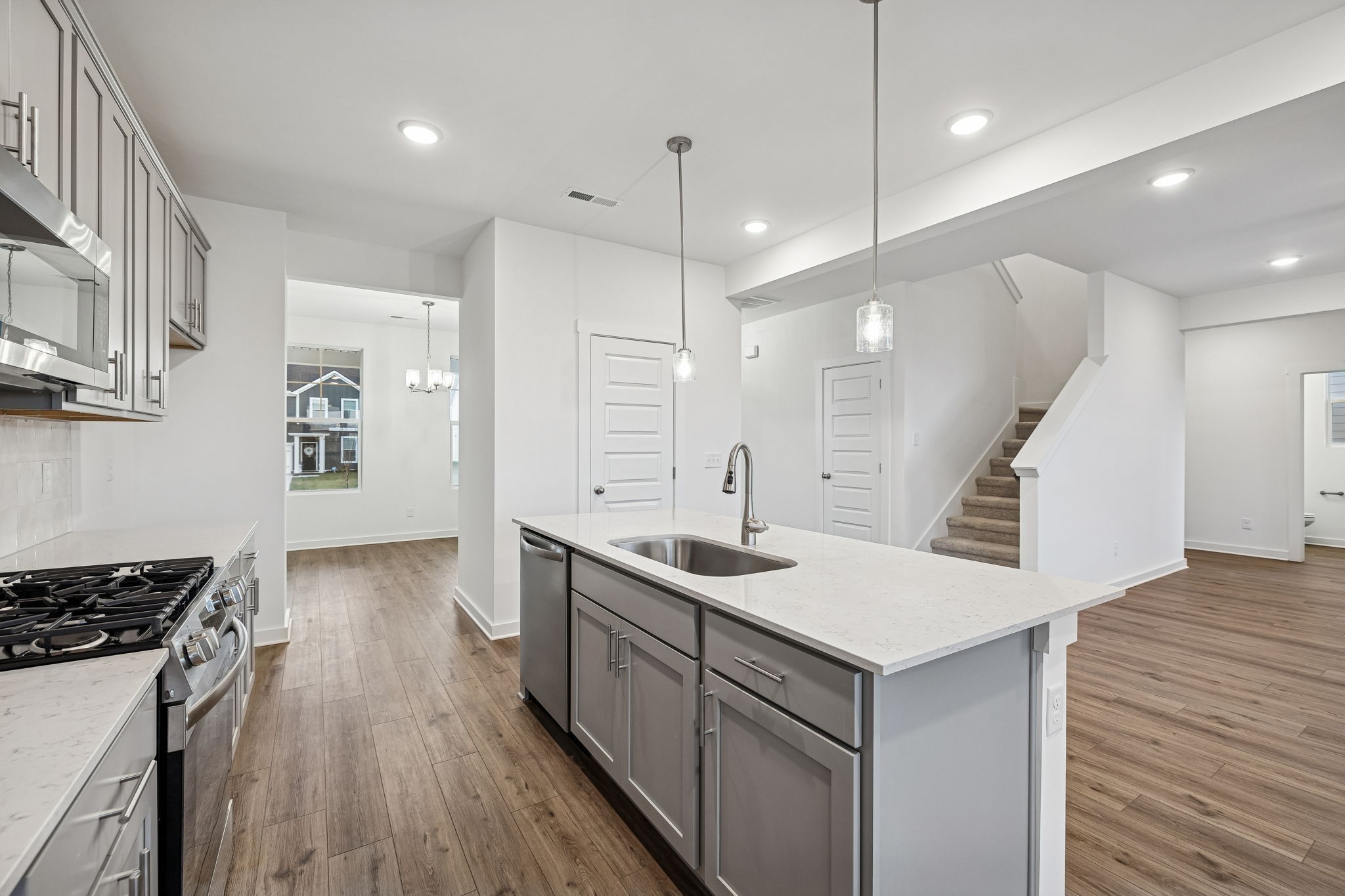 8008 Netterfield Drive White House TN 37188