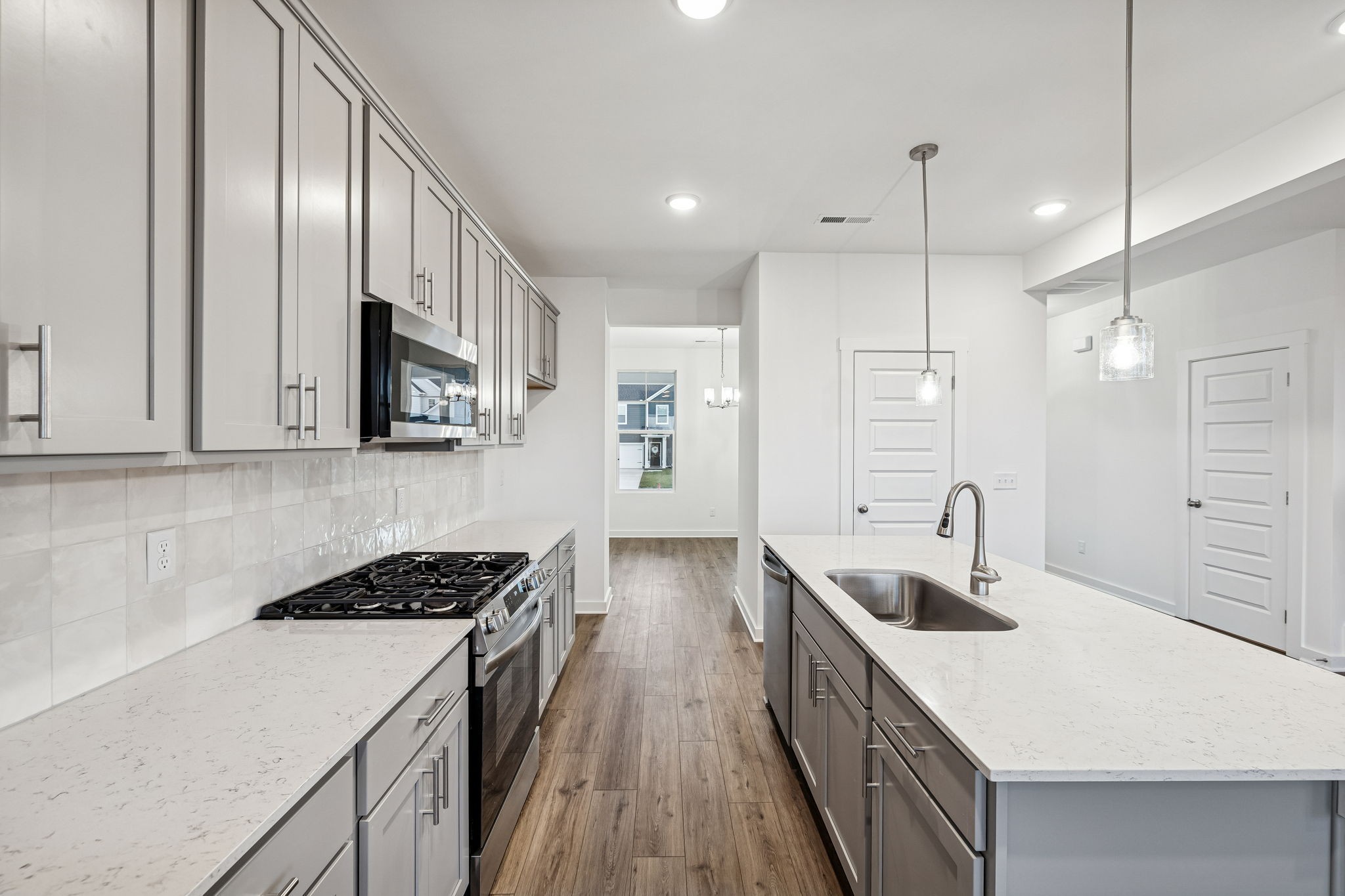 8008 Netterfield Drive White House TN 37188