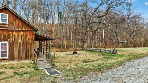 5084 Dorris Road Greenbrier TN 37073