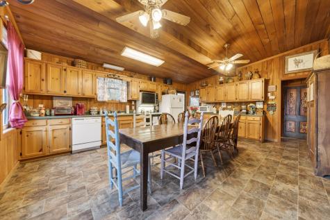 5084 Dorris Road Greenbrier TN 37073