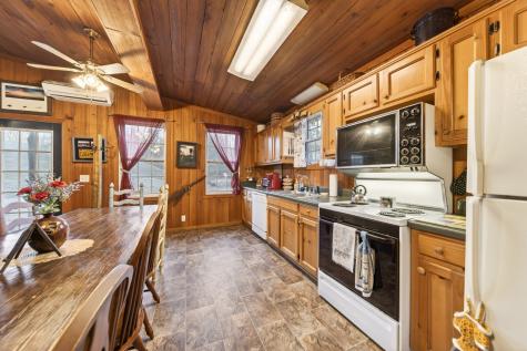 5084 Dorris Road Greenbrier TN 37073