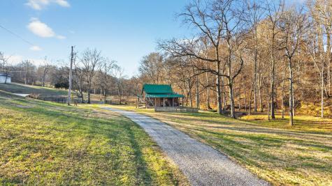 5084 Dorris Road Greenbrier TN 37073