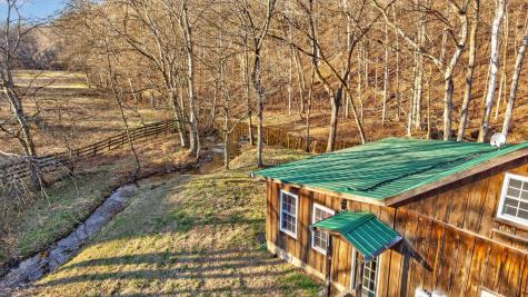 5084 Dorris Road Greenbrier TN 37073