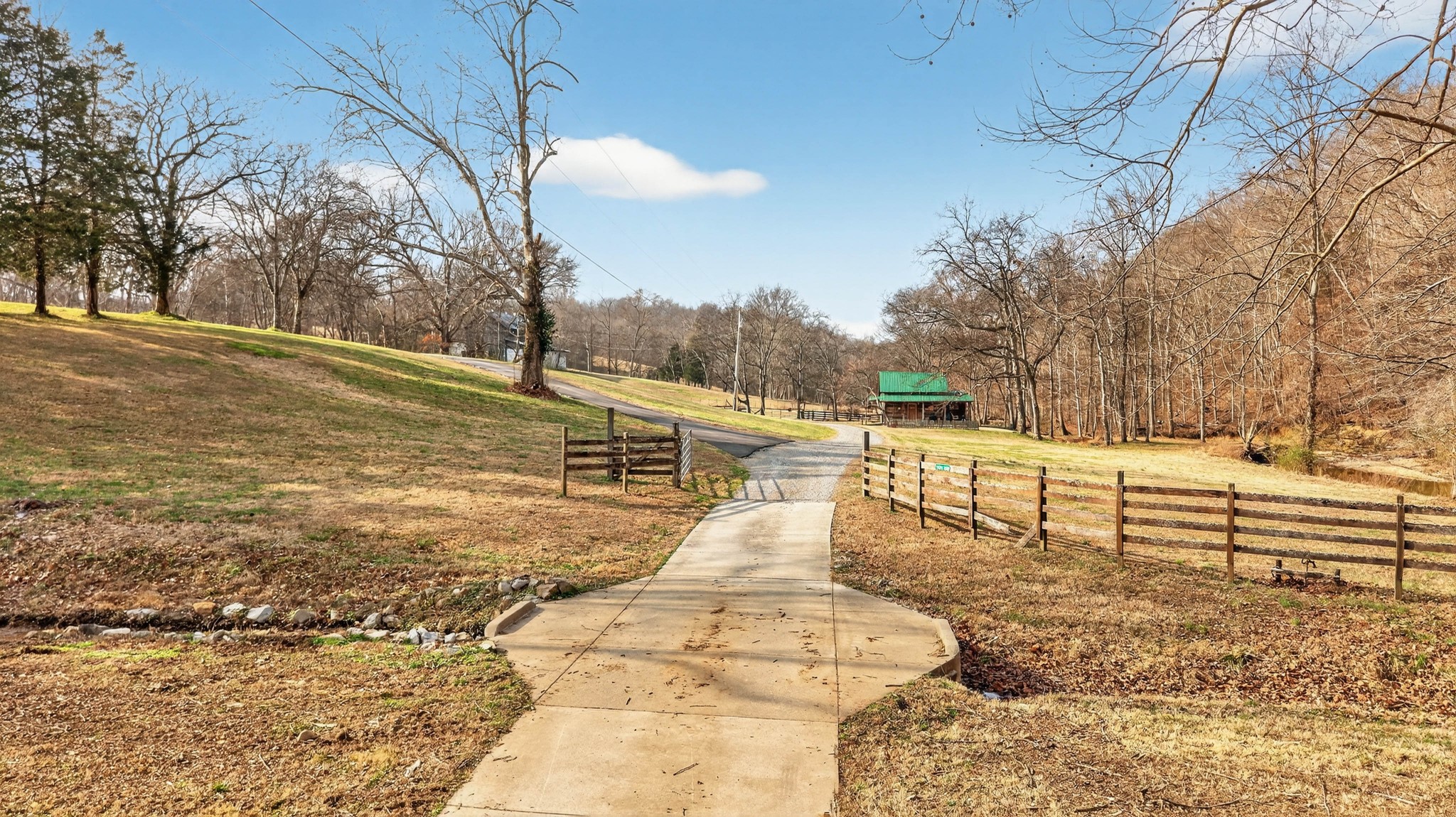 5084 Dorris Road Greenbrier TN 37073