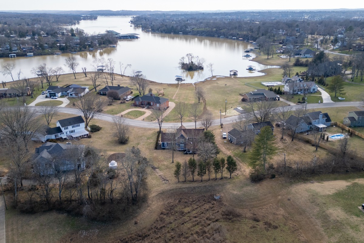 634 Bay Point Drive Gallatin TN 37066