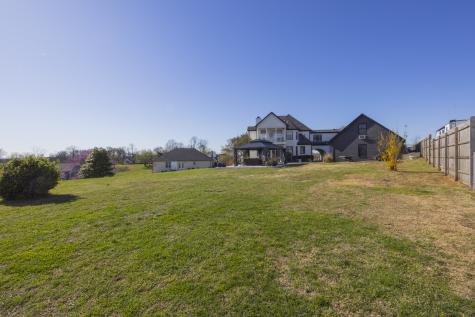 2011 Dorchester Drive Lebanon TN 37090