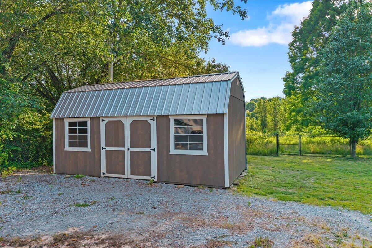 619 Huff Bend Ten Mile TN 37880