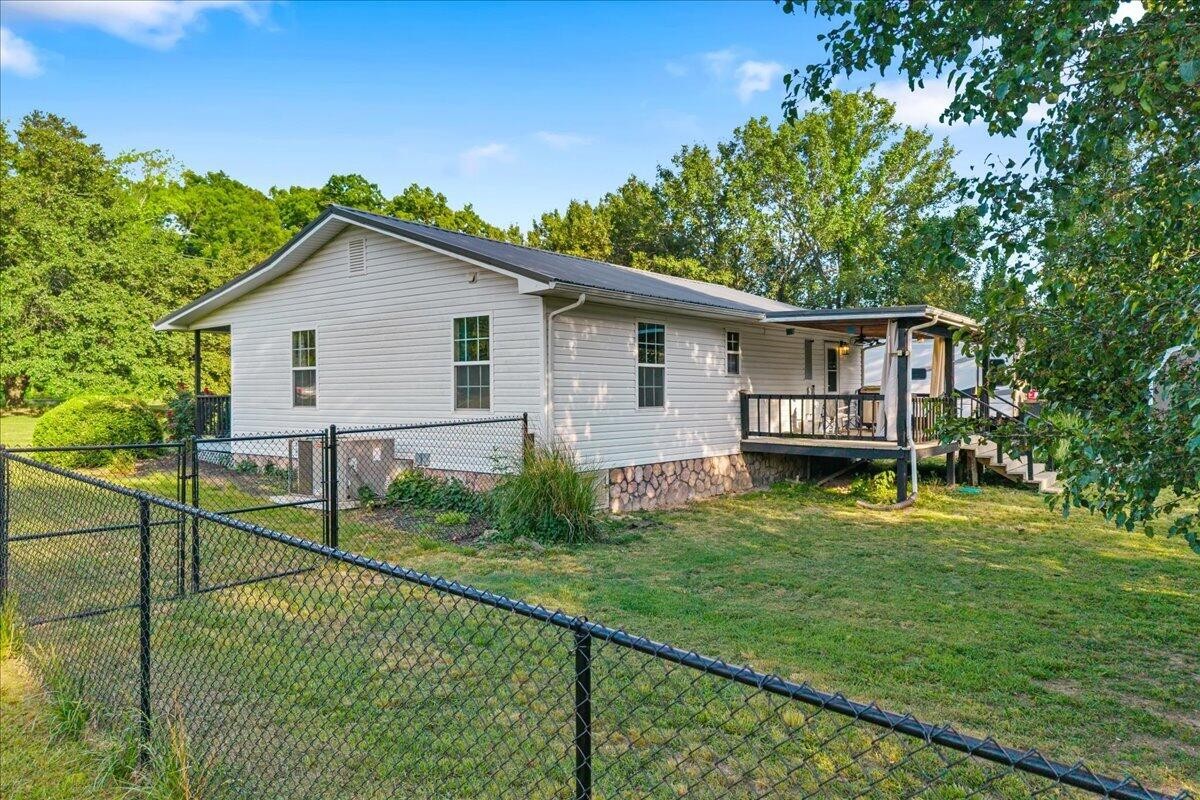 619 Huff Bend Ten Mile TN 37880