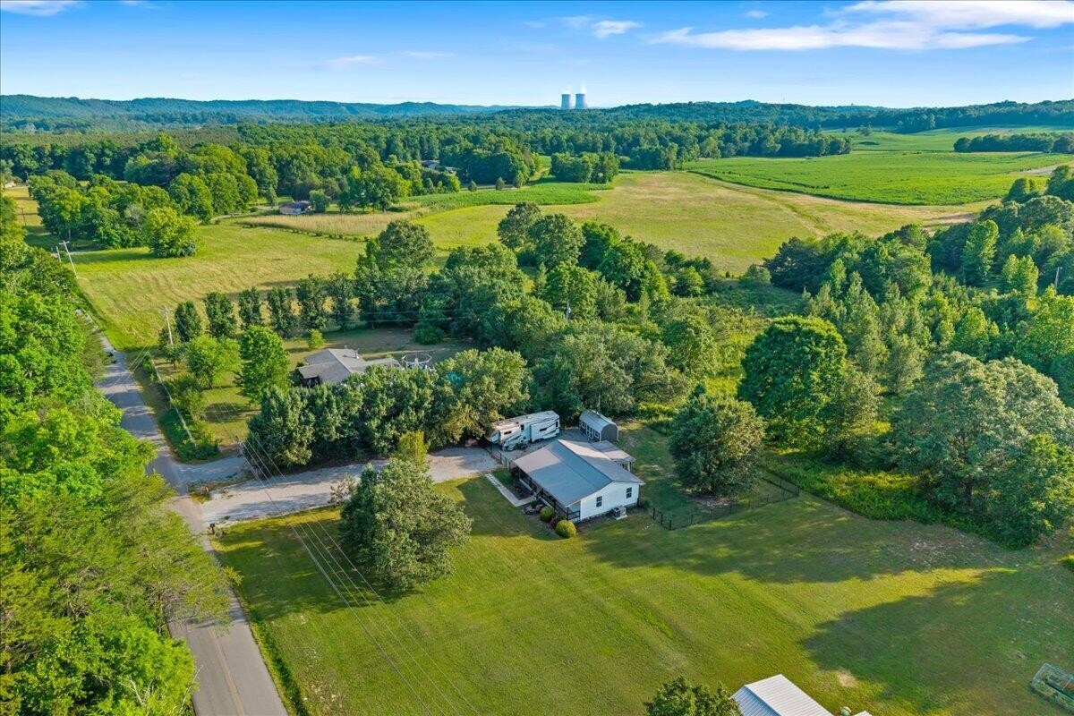 619 Huff Bend Ten Mile TN 37880