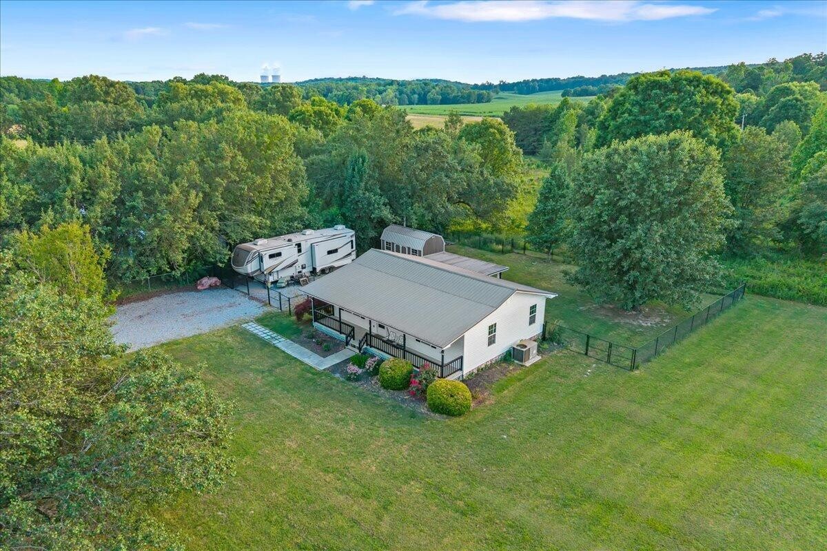 619 Huff Bend Ten Mile TN 37880
