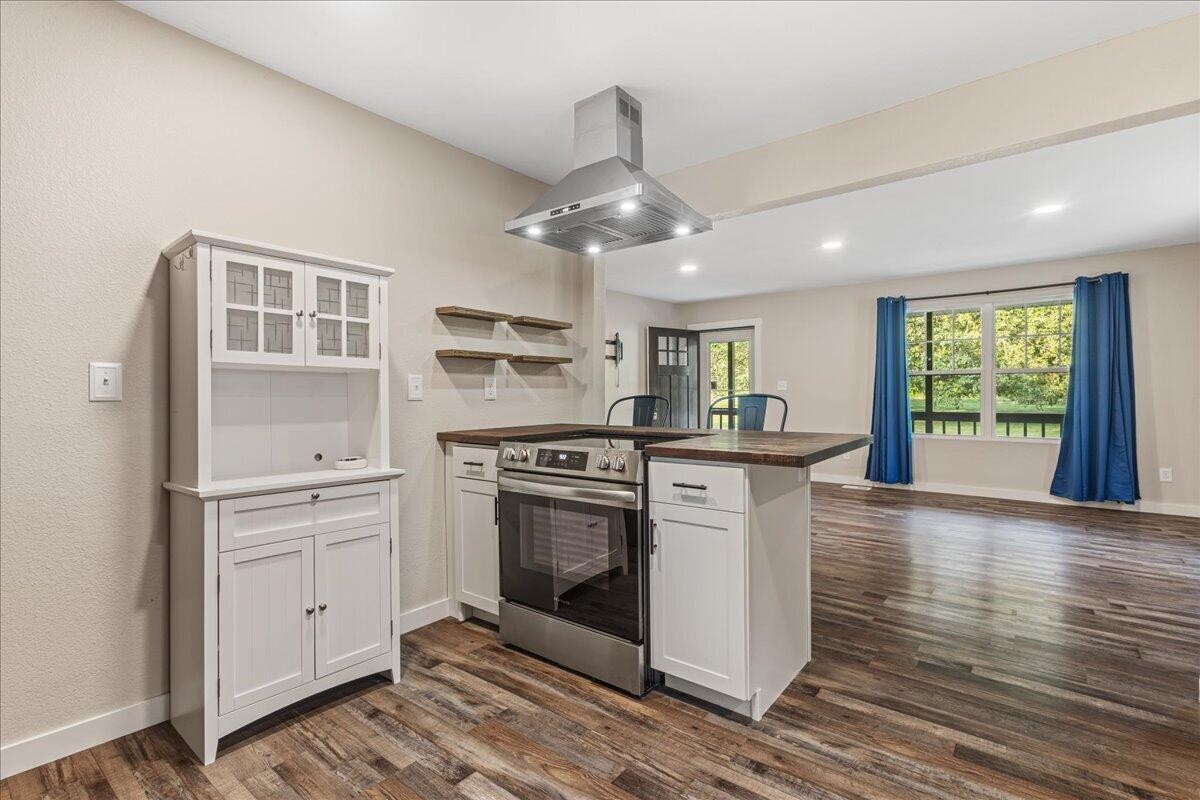 619 Huff Bend Ten Mile TN 37880