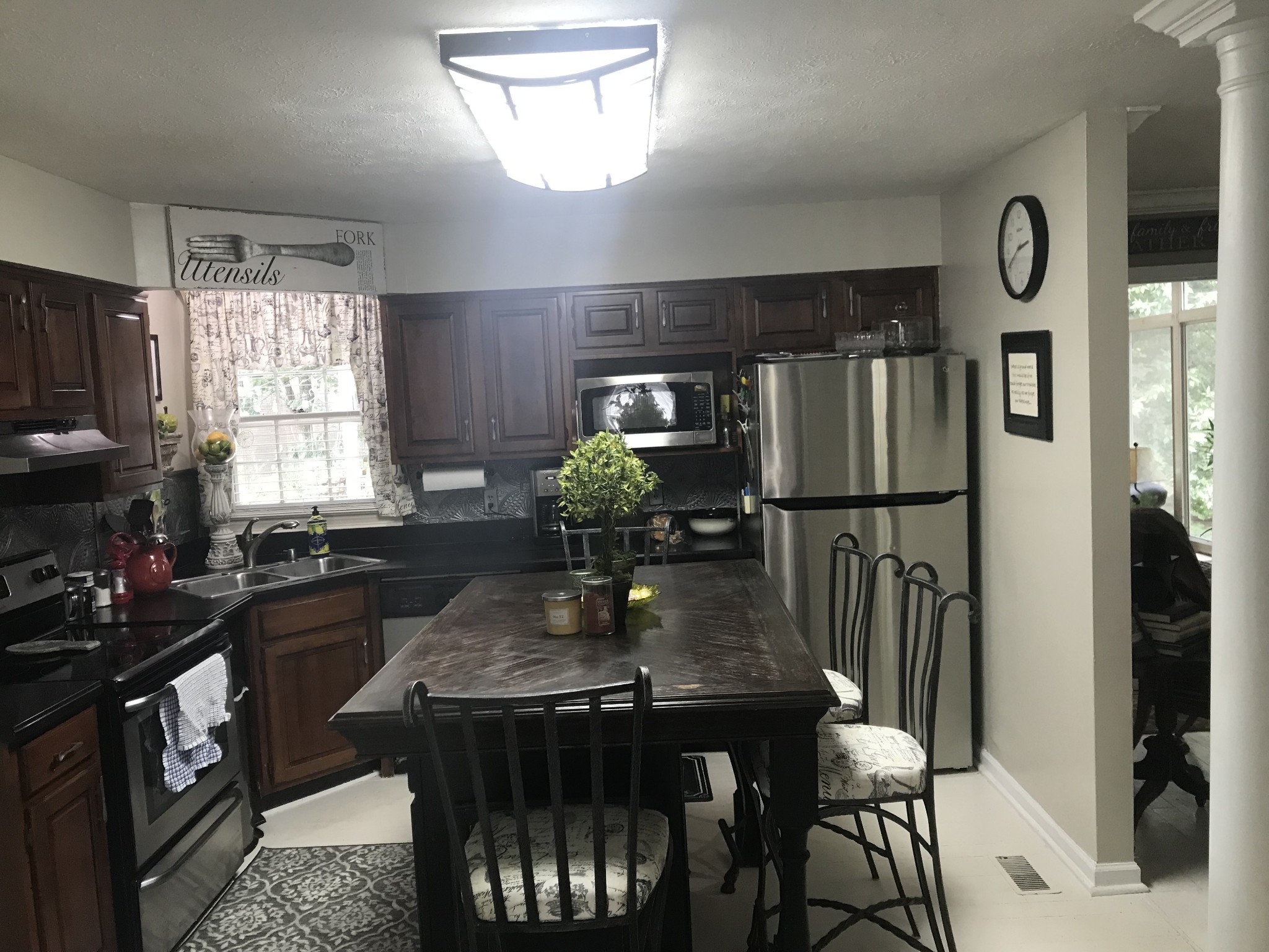 2400 Ravine Drive Nashville TN 37217