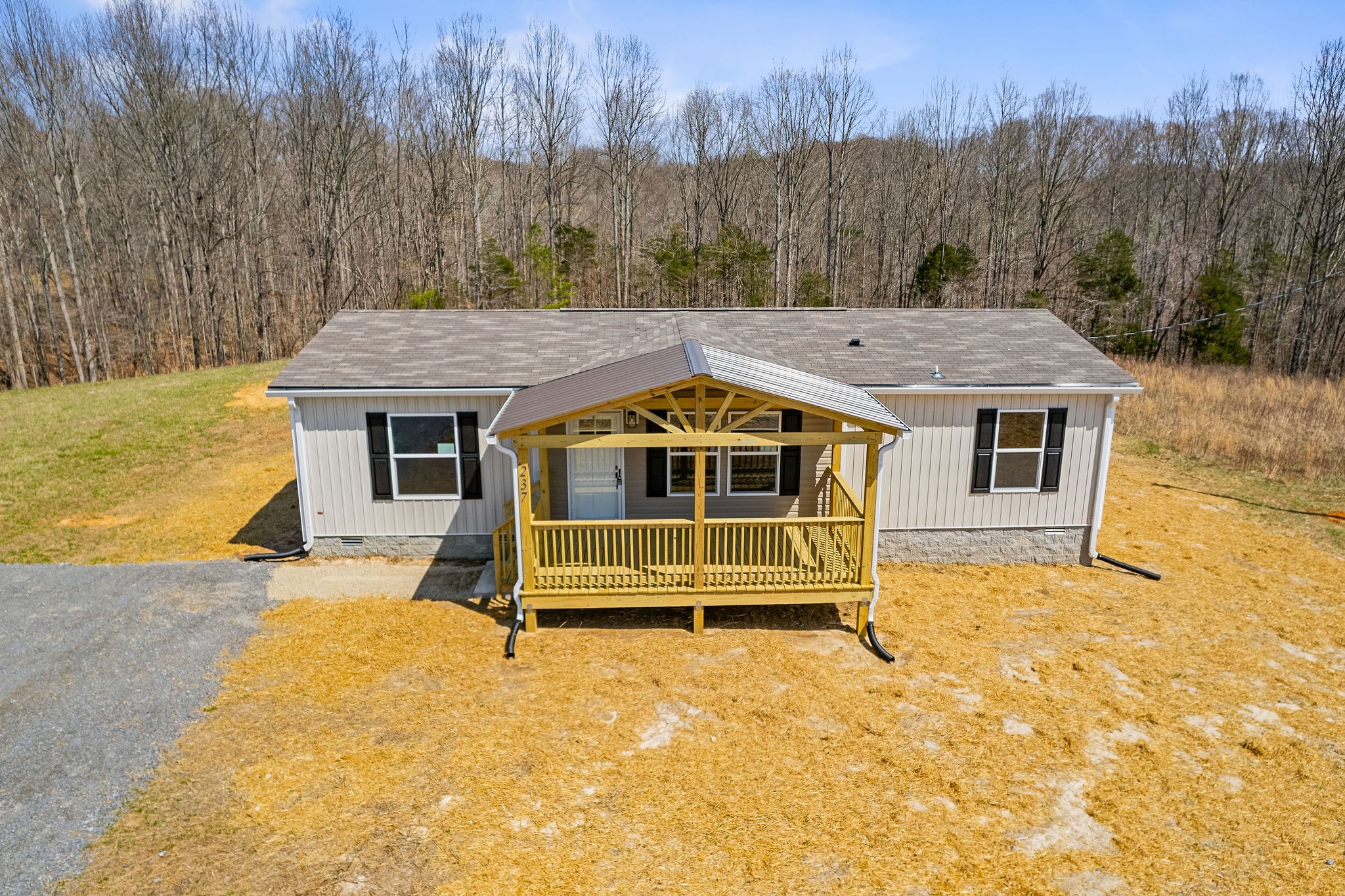 237 Ralph Spivey Lane Gainesboro TN 38562