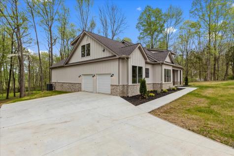 2576 Deer Creek Lane White House TN 37188