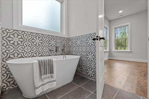 2576 Deer Creek Lane White House TN 37188