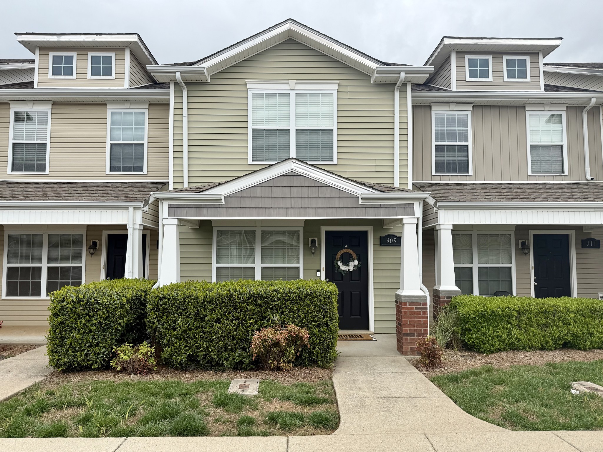 309 Sam Houston Circle Clarksville TN 37040