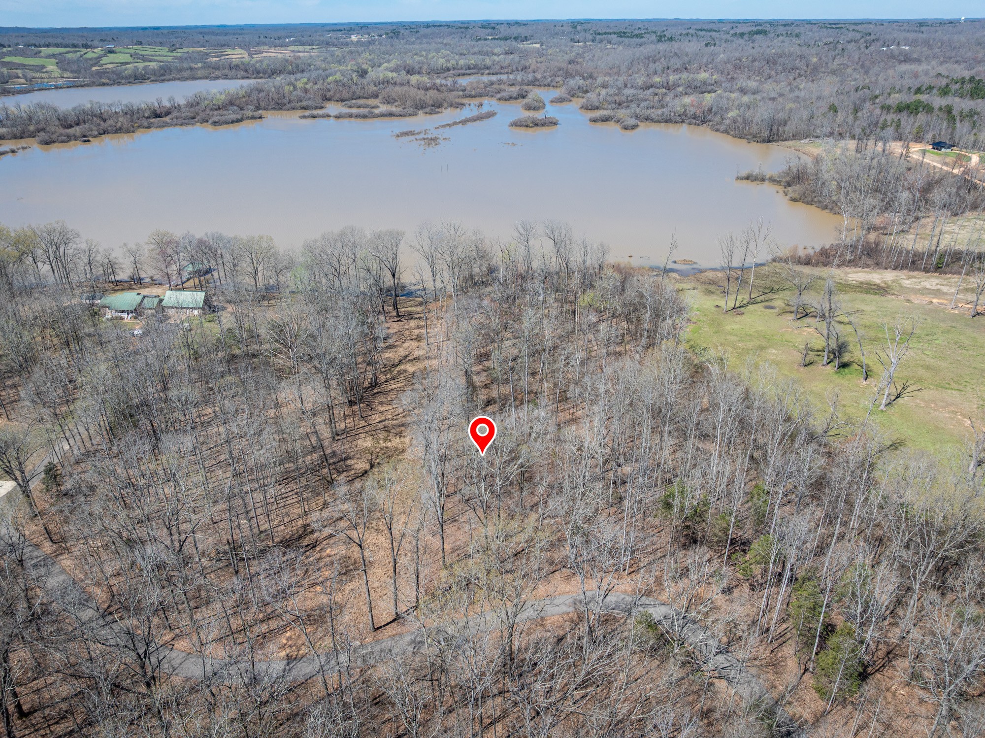 0 Featherfoot Pkwy Lp Parsons TN 38363