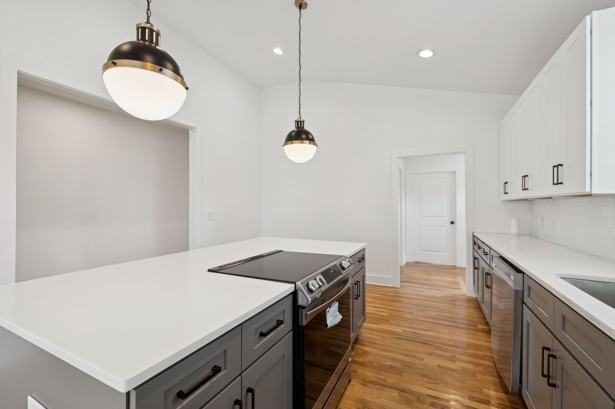 1613 23rd Ave, N Nashville TN 37208