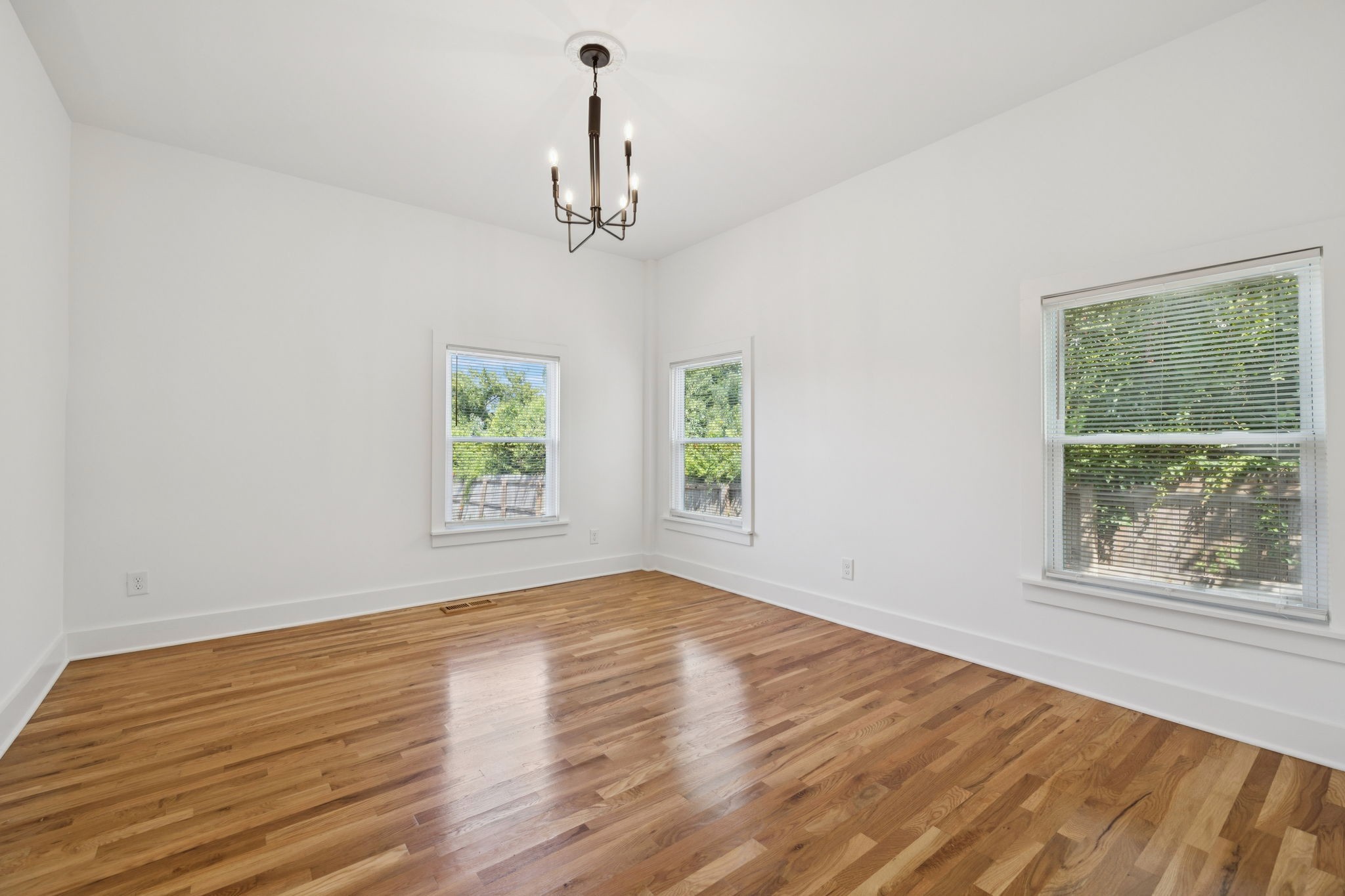 1613 23rd Ave, N Nashville TN 37208