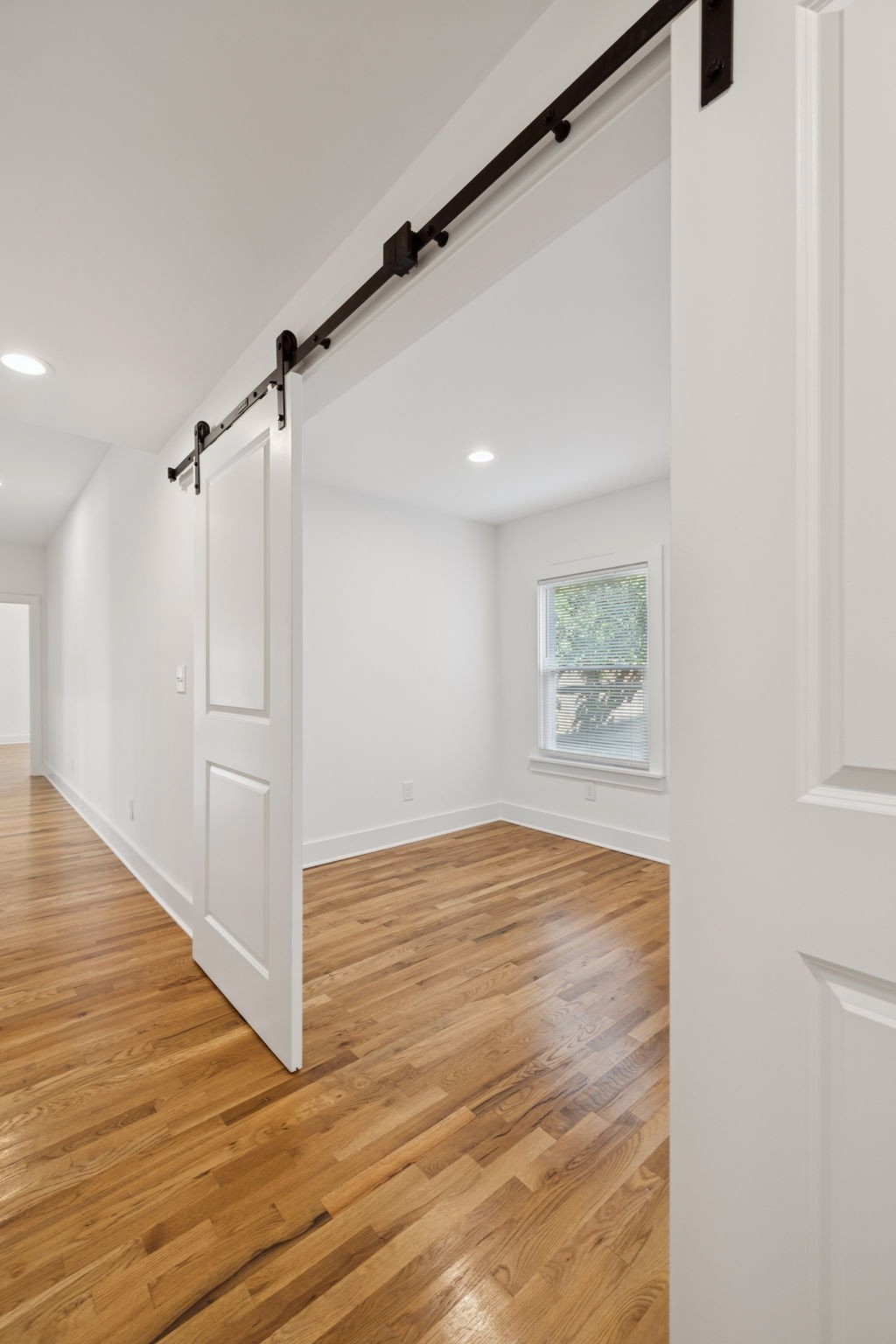 1613 23rd Ave, N Nashville TN 37208