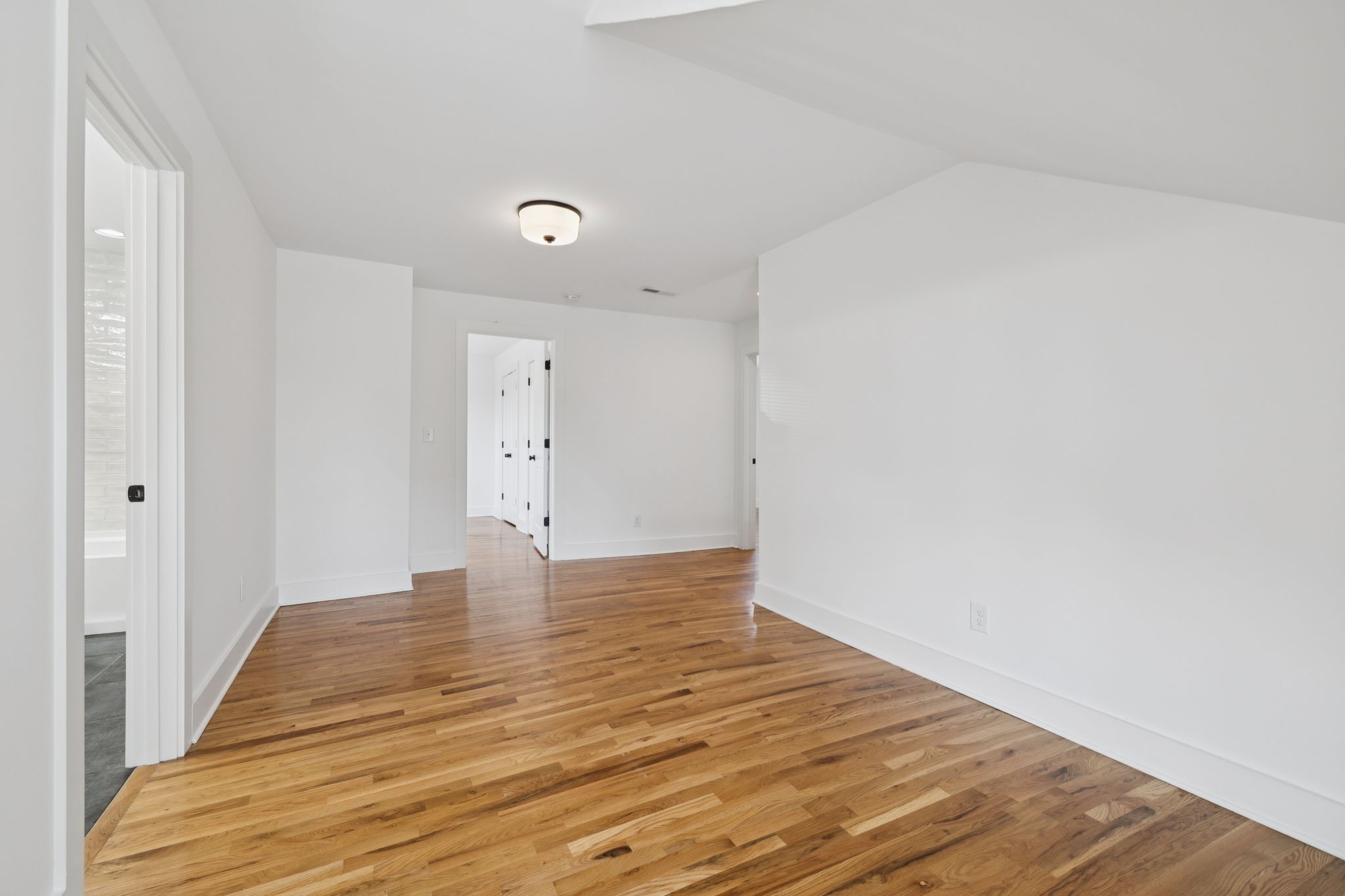1613 23rd Ave, N Nashville TN 37208