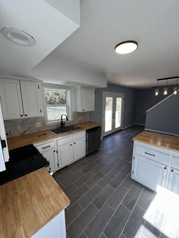 1006 W Bobby Court Goodlettsville TN 37072