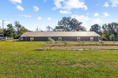 10112 Old Highway 46 Bon Aqua TN 37025