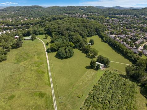 4092 Clovercroft Road Franklin TN 37067