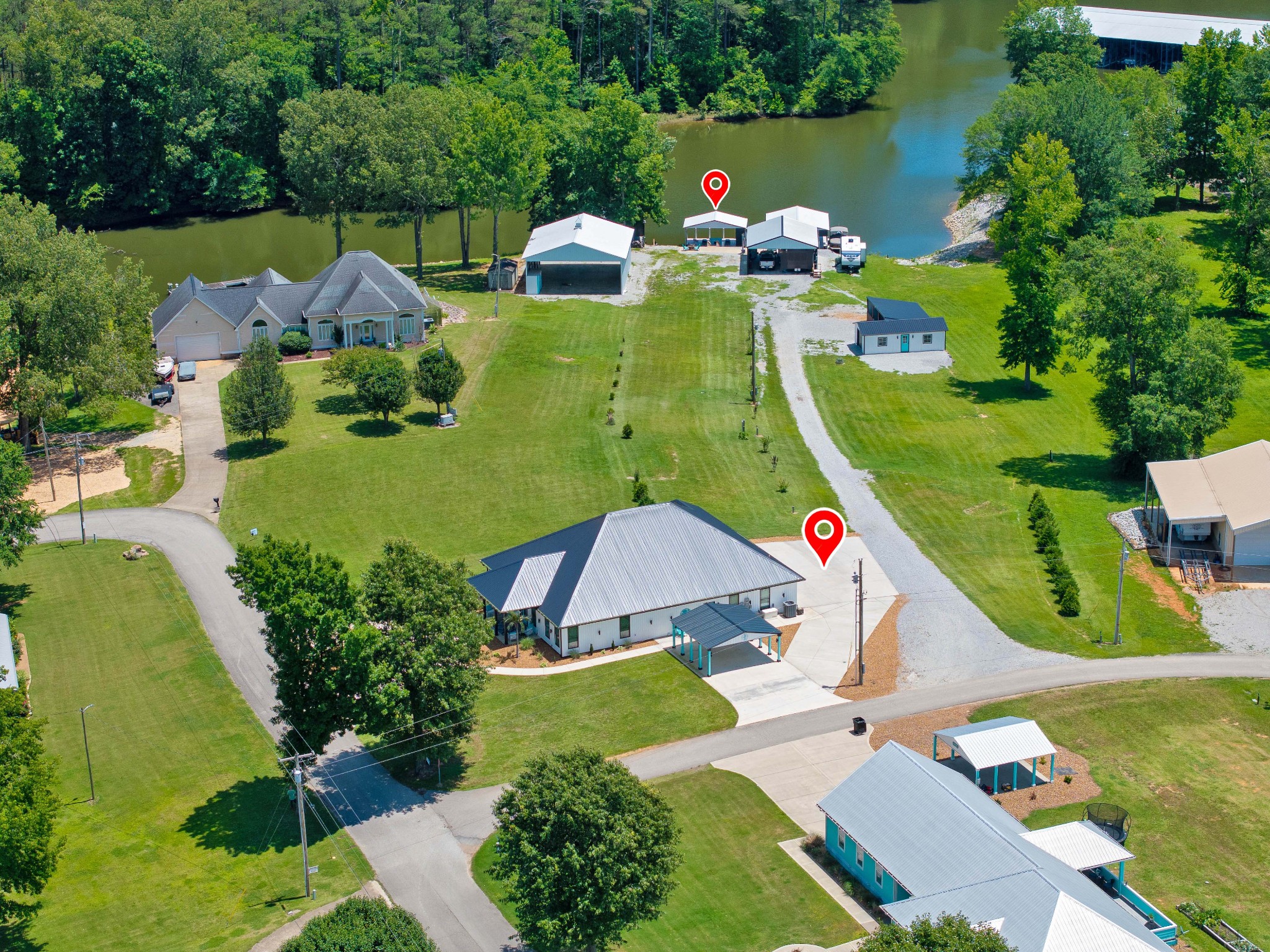 318 Yarbro Harbor Drive Decaturville TN 38329