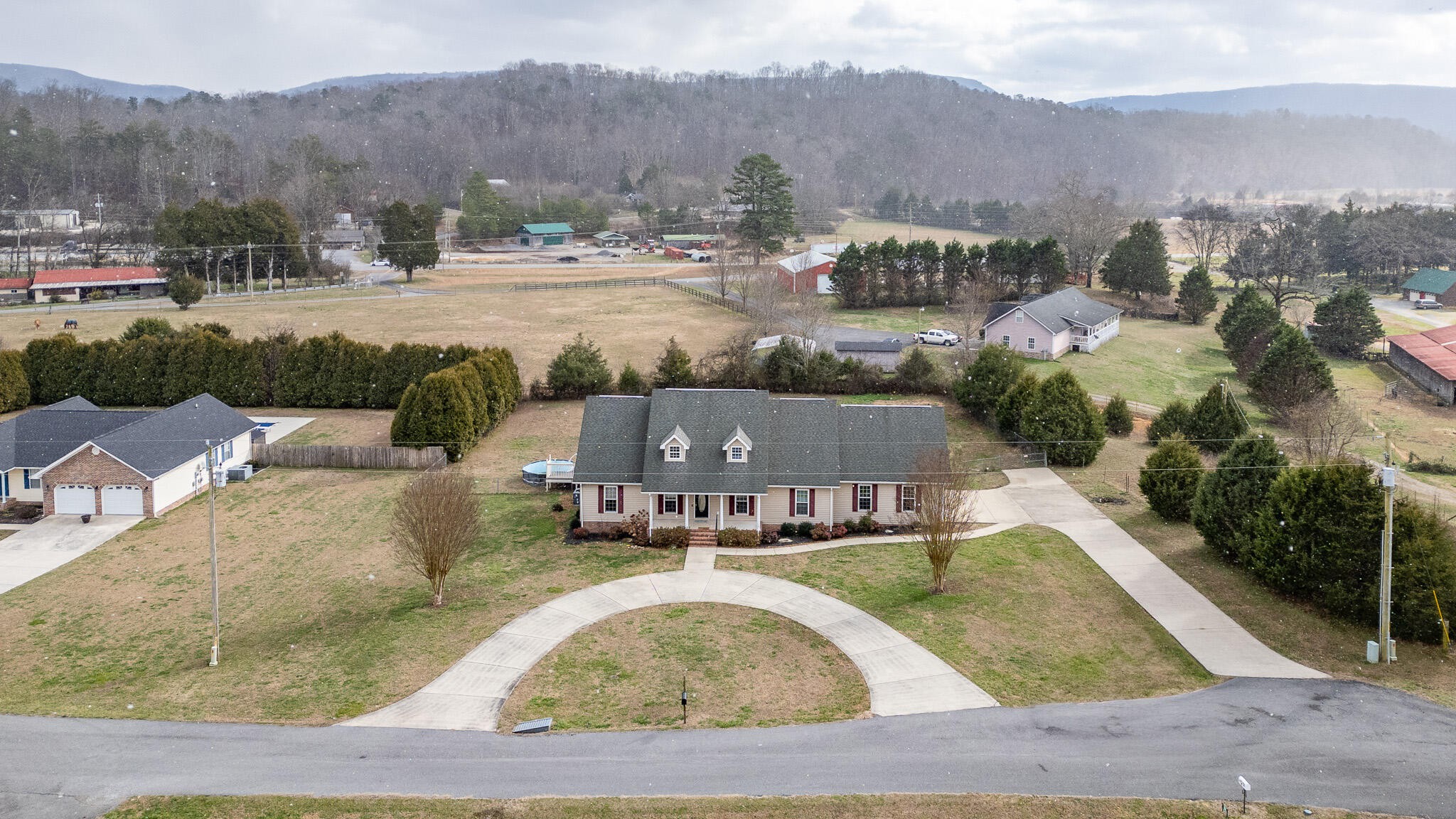 87 Happy Valley Road Dunlap TN 37327