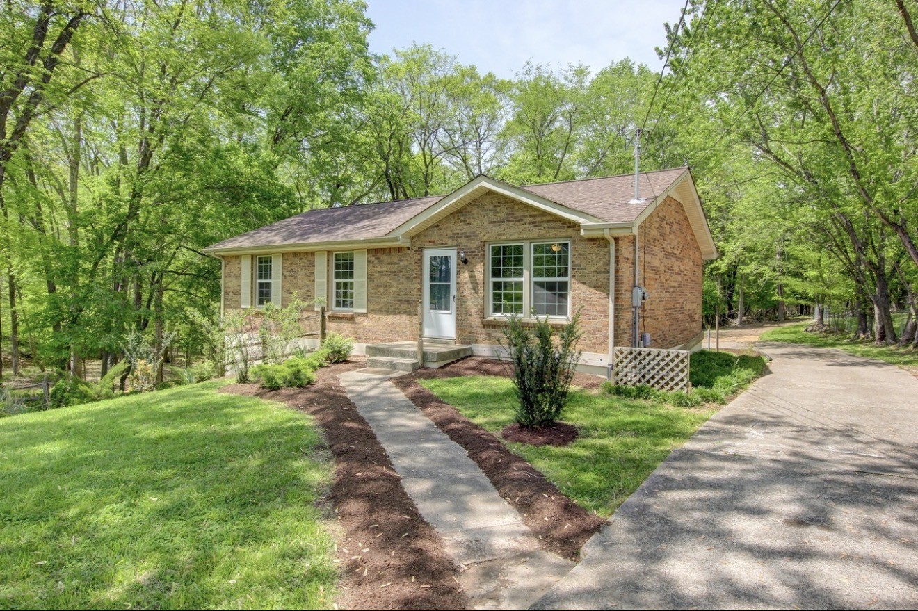 853 Pollard Road Clarksville TN 37042
