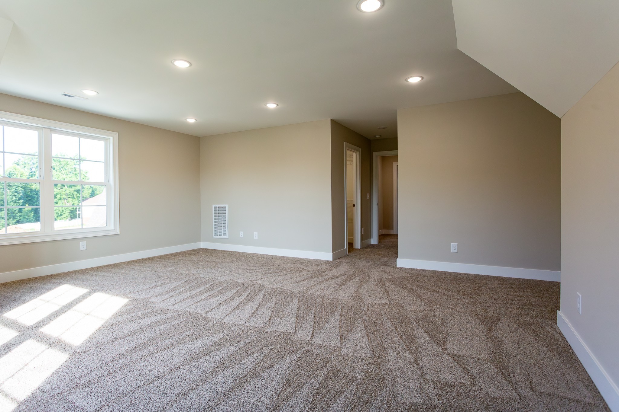 243 Bellshire Drive Clarksville TN 37043