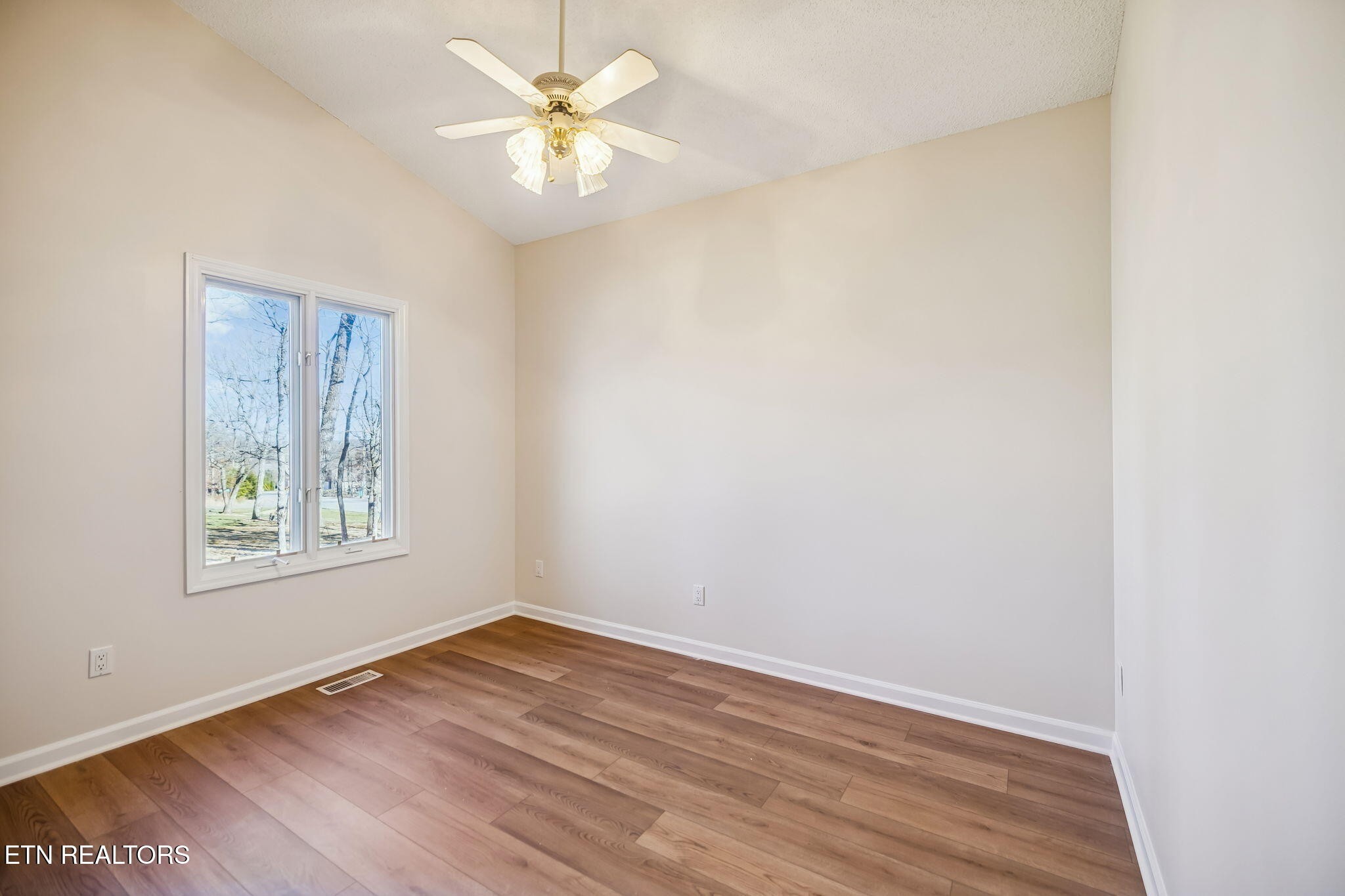 107 Walden Ridge Drive Crossville TN 38558