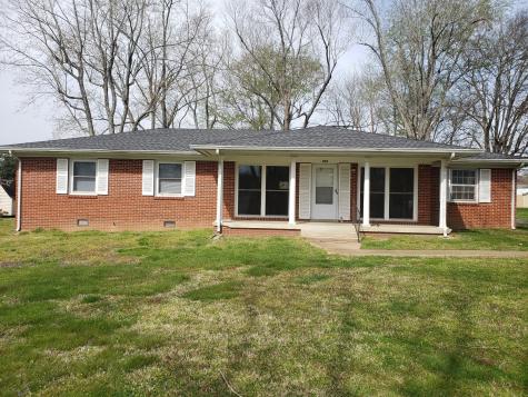 207 N Mulberry Street Cornersville TN 37047