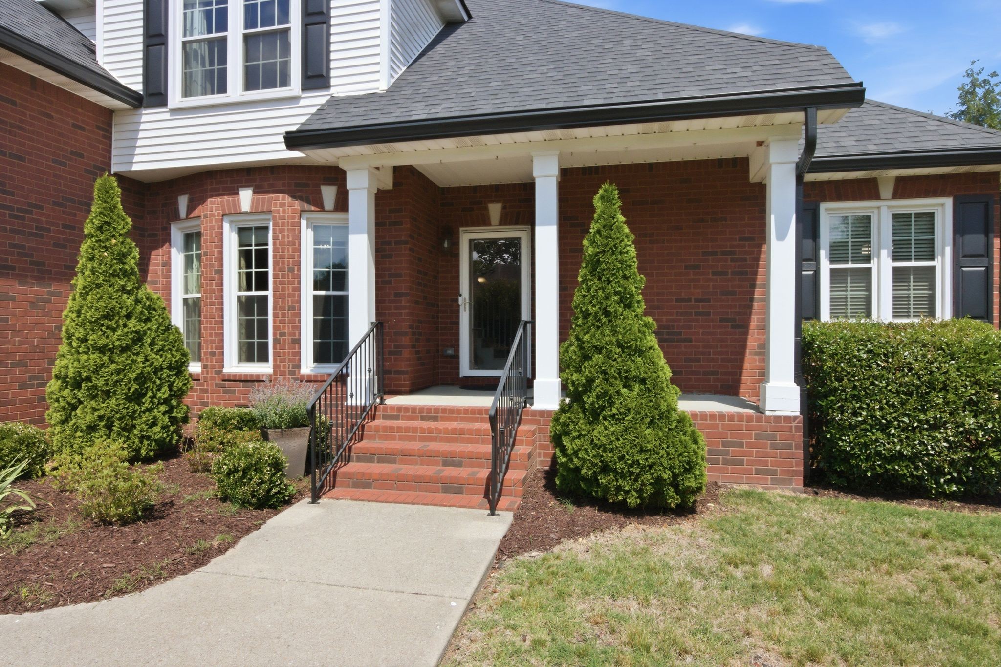 111 Black Hawk Way Murfreesboro TN 37127